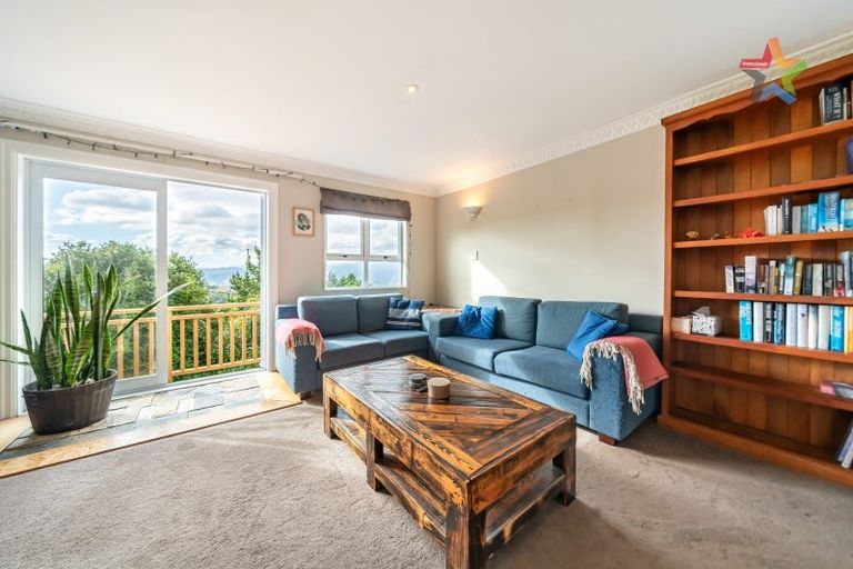 Photo of property in 94 Normandale Road, Normandale, Lower Hutt, 5010