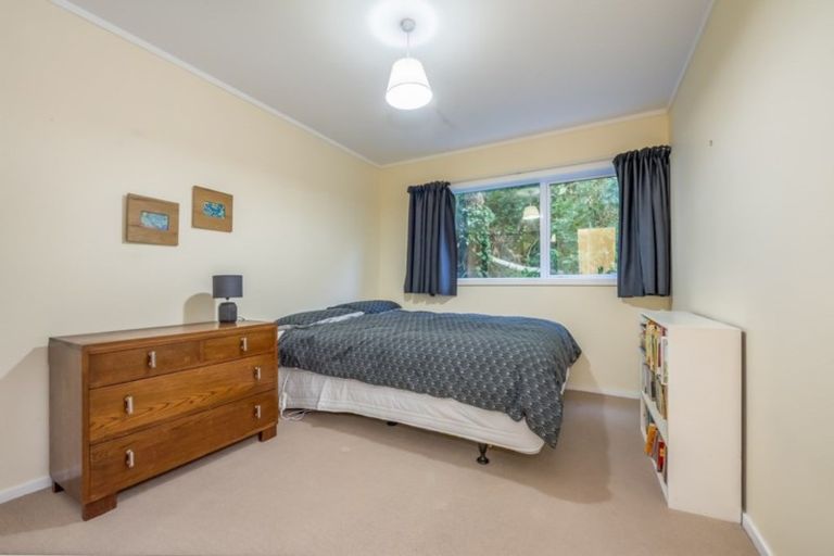 Photo of property in 7 Te Whiti Grove, Korokoro, Lower Hutt, 5012