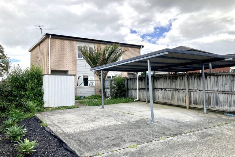 Photo of property in 12 Rosandich Drive, Sunnyvale, Auckland, 0612