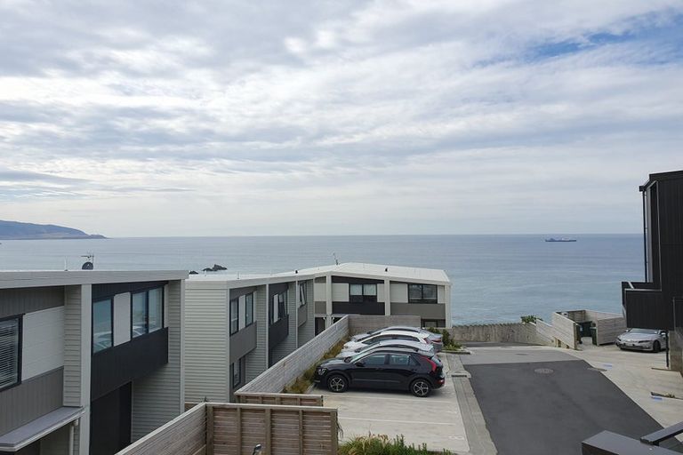 Photo of property in 52 High Street, Island Bay, Wellington, 6023