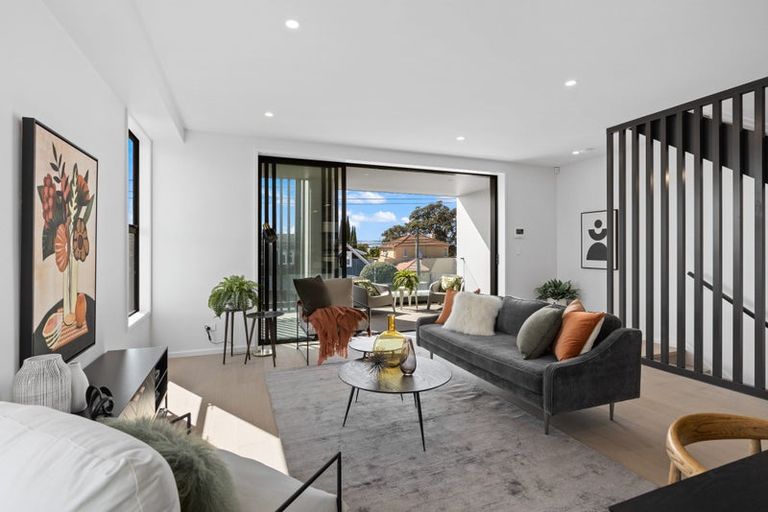 Photo of property in 23 Frater Avenue, Milford, Auckland, 0620