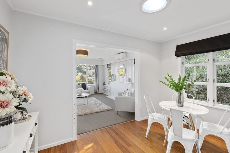 Photo of property in 99 Thomas Street, Stokes Valley, Lower Hutt, 5019