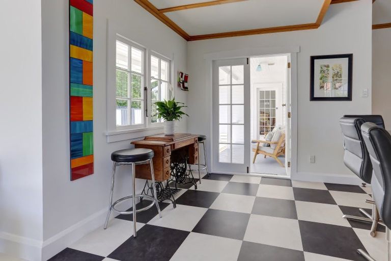 Photo of property in 36 Kent Road, Saint Johns Hill, Whanganui, 4501