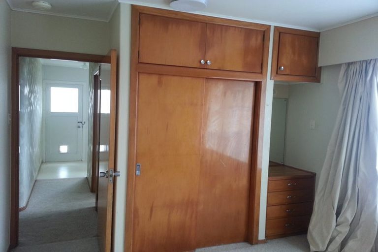 Photo of property in 73 Mellons Bay Road, Mellons Bay, Auckland, 2014