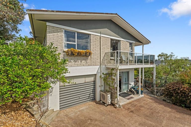 Photo of property in 30 Evelyn Road, Cockle Bay, Auckland, 2014
