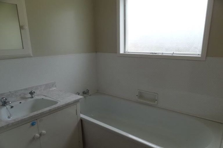 Photo of property in 2/23 Glenside Avenue, Ilam, Christchurch, 8041