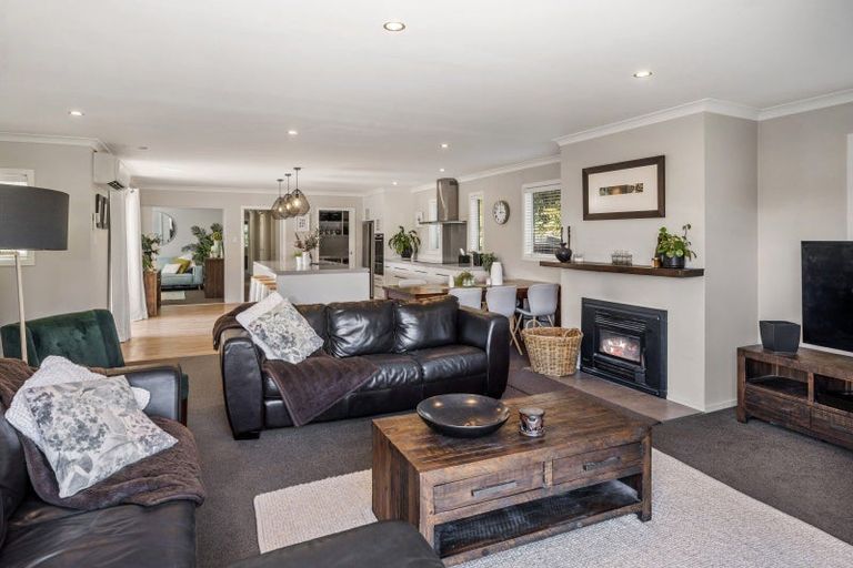 Photo of property in 58 Mere Road, Taupo, 3330