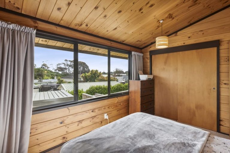 Photo of property in 41 Raumati Road, Raumati Beach, Paraparaumu, 5032