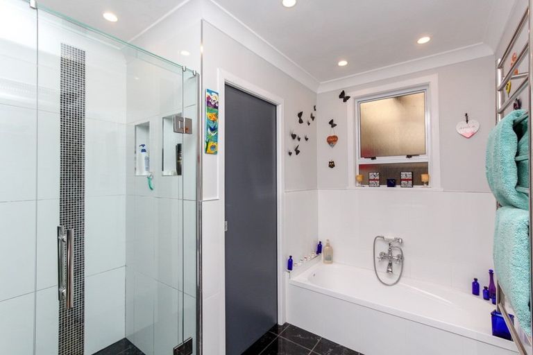 Photo of property in 53 Blake Street, Waitara, 4320