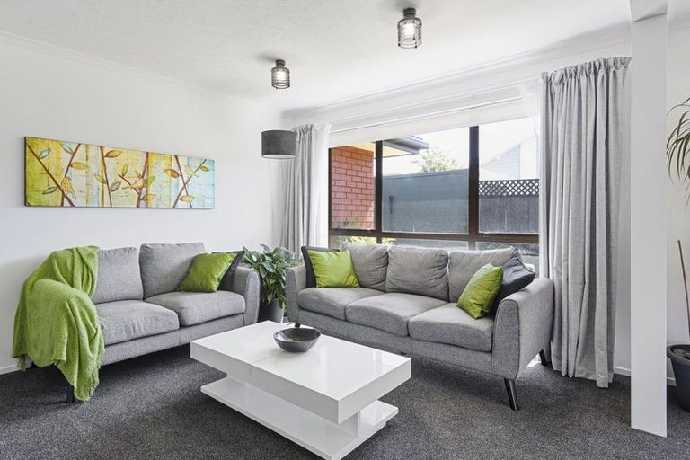 Photo of property in 1/14 Meadow Street, Papanui, Christchurch, 8052