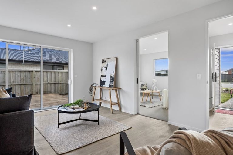 Photo of property in 32 Skibbereen Drive, Halswell, Christchurch, 8025