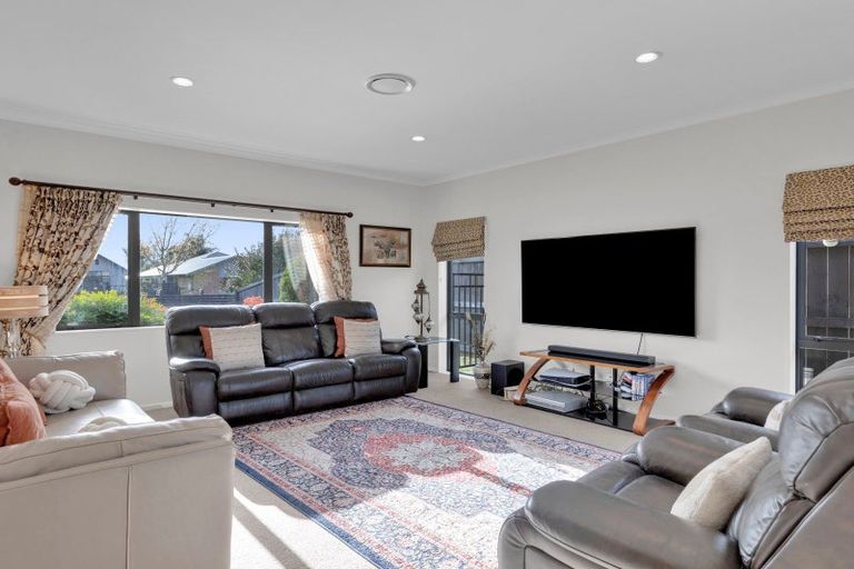 Photo of property in 9 Aquila Crescent, Rototuna North, Hamilton, 3210