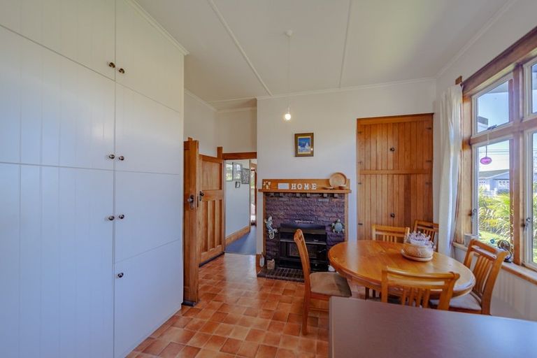 Photo of property in 18 Francis Drake Street, Waipukurau, 4200
