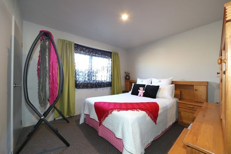 Photo of property in 16 Arklow Place, Flaxmere, Hastings, 4120