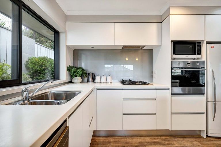 Photo of property in 26 Puni Street, Fitzroy, New Plymouth, 4312