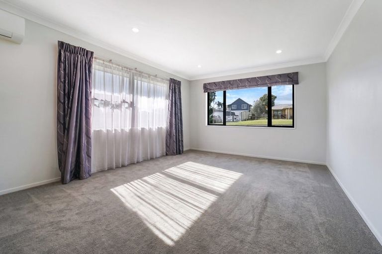 Photo of property in 5 Keven Road, Clarks Beach, Pukekohe, 2679