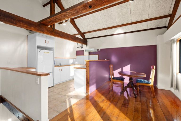 Photo of property in 84 Alpha Street, Cambridge, 3434