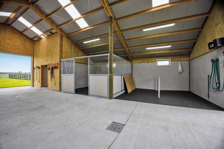 Photo of property in 17 Lower Duthie Road, Kapuni, Hawera, 4675