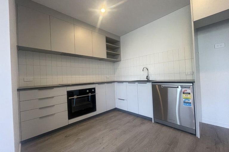 Photo of property in 104/2 Rauroa Lane, Hobsonville, Auckland, 0616