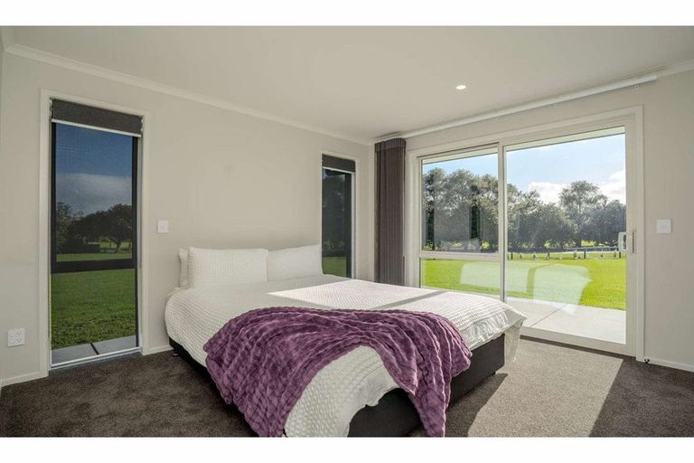Photo of property in 129 Waitotara Drive, Waipapa, 0230