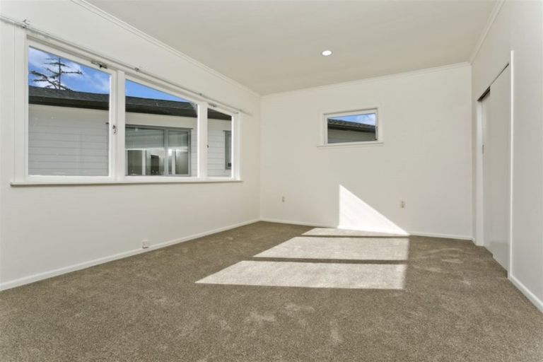 Photo of property in 89 Stanley Road, Glenfield, Auckland, 0629