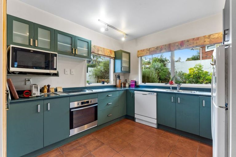Photo of property in 2/51 Prospect Terrace, Milford, Auckland, 0620