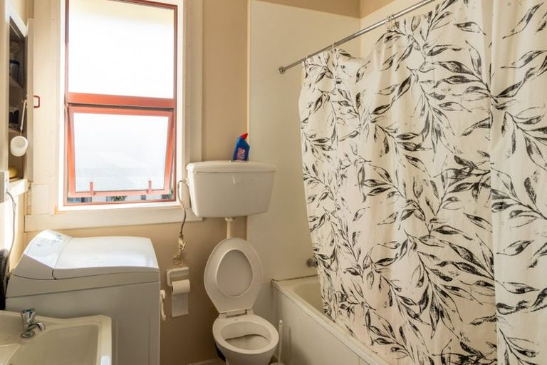 Photo of property in 335 Dee Street, Avenal, Invercargill, 9810