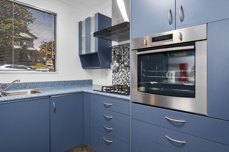 Photo of property in 72 Village Park Drive, Welcome Bay, Tauranga, 3112