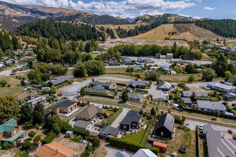 Photo of property in 7 Alice Burn Drive, Luggate, Cromwell, 9383