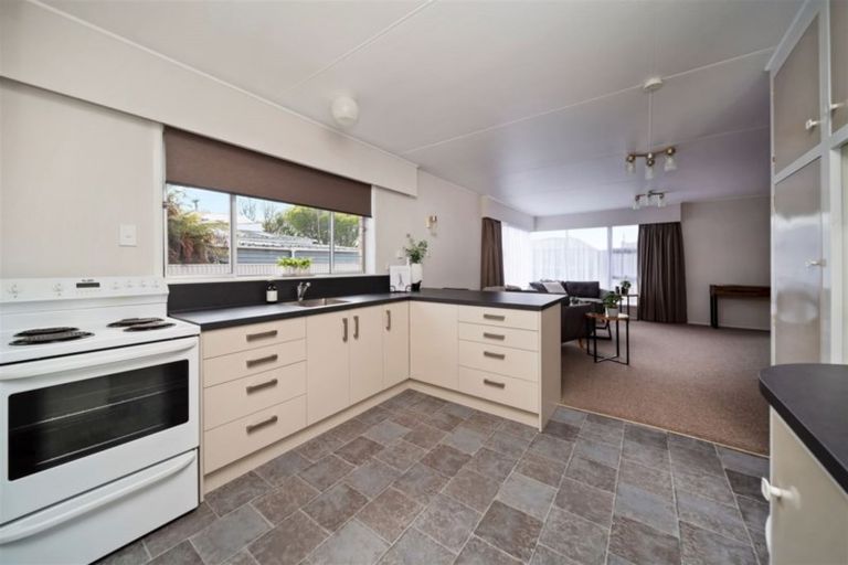 Photo of property in 15 Grey Street, Hawera, 4610