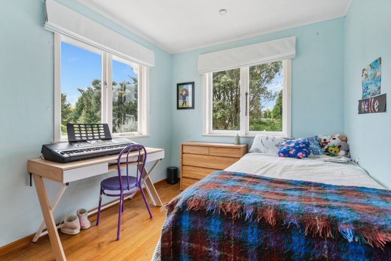 Photo of property in 17 Tuatara Drive, Te Kamo, Whangarei, 0112