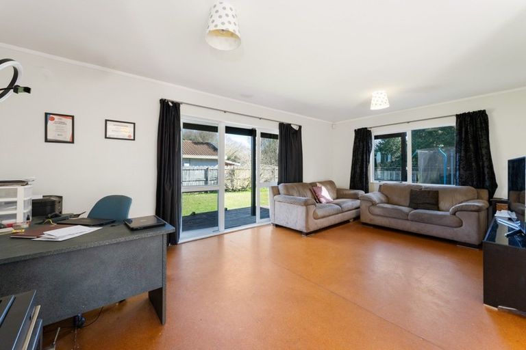 Photo of property in 24 Taksan Place, Pukete, Hamilton, 3200