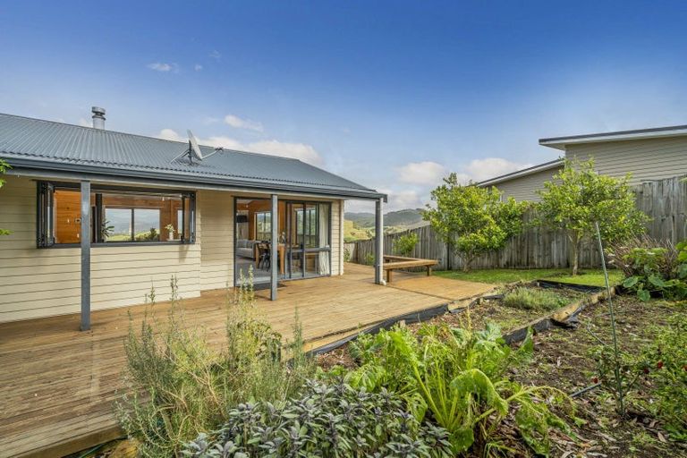 Photo of property in 6 Rabbit Way, Whitianga, 3510