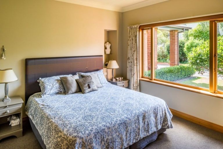 Photo of property in 25 Hathaway Avenue, Boulcott, Lower Hutt, 5010