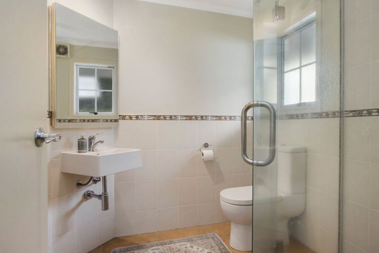 Photo of property in 42 Kayelene Place, Omokoroa, 3114