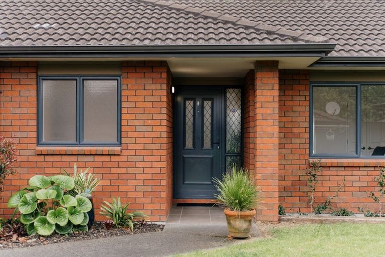 Photo of property in 17a Callis Avenue, Opaheke, Papakura, 2113