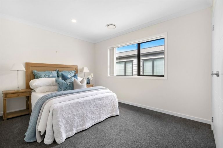 Photo of property in 7 Barque Rise, Long Bay, Auckland, 0630