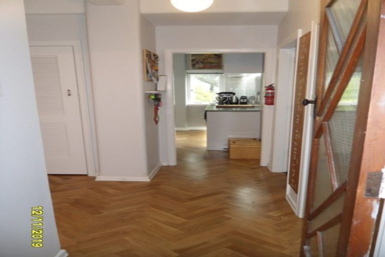 Photo of property in Ambassador Flats, 7 Maurice Terrace, Te Aro, Wellington, 6011