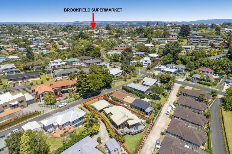 Photo of property in 4 Waikareao Way, Brookfield, Tauranga, 3110