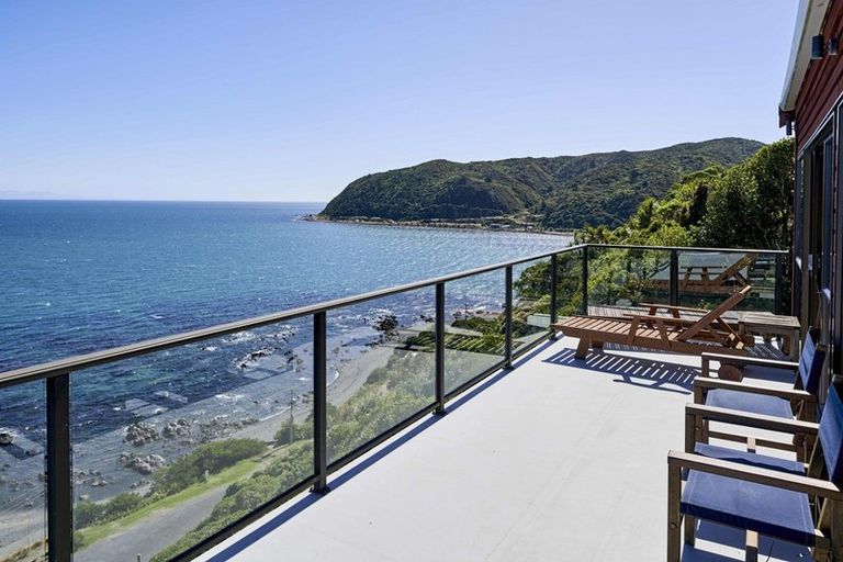 Photo of property in 9 Ogilvy Terrace, Plimmerton, Porirua, 5026