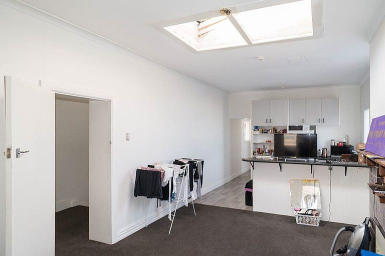 Photo of property in 19 Hyde Street, North Dunedin, Dunedin, 9016