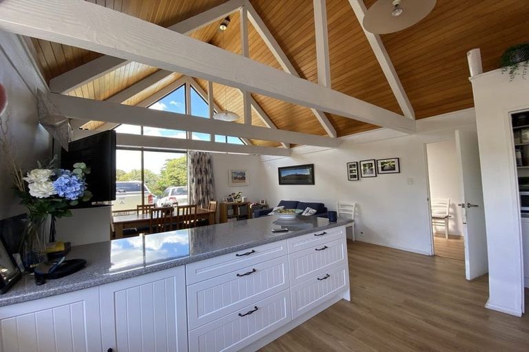 Photo of property in 9 Truscott Grove, Awapuni, Palmerston North, 4412