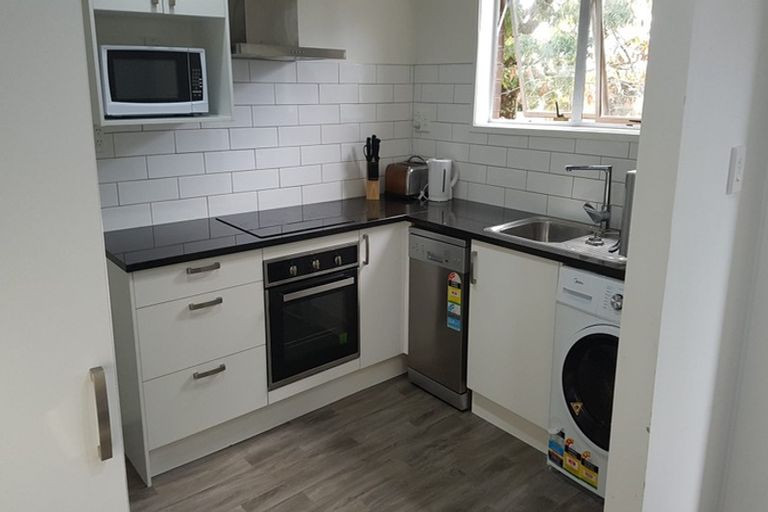 Photo of property in 2/14 Bendale Place, Papatoetoe, Auckland, 2025