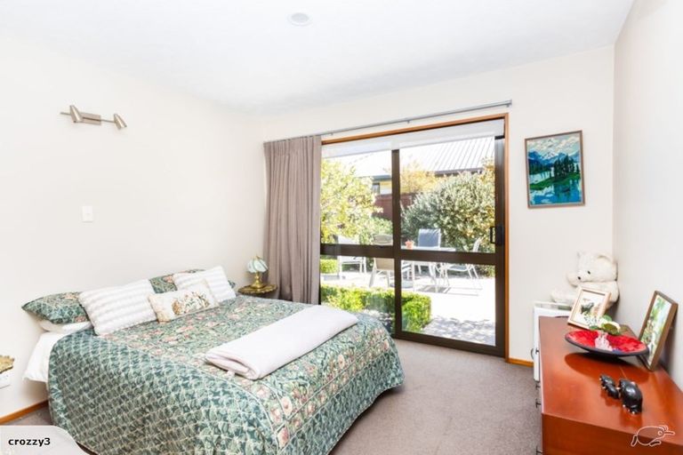 Photo of property in 29 Regency Crescent, Redwood, Christchurch, 8051