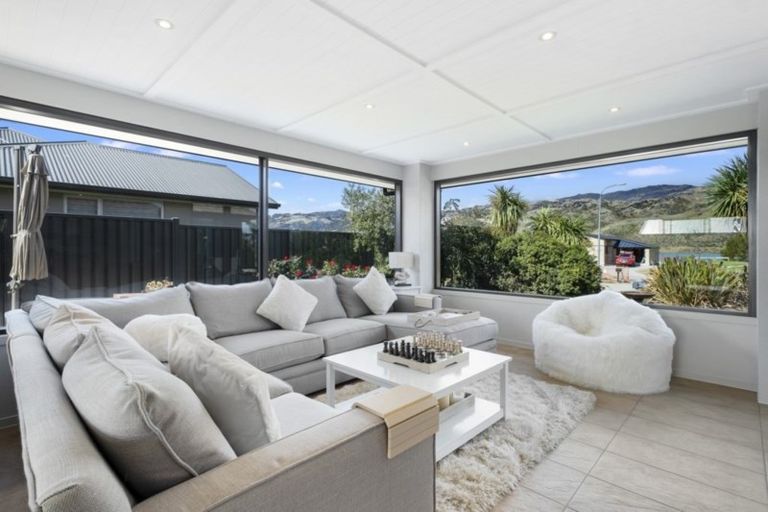 Photo of property in 21 De Bettencor Place, Mount Pisa, Cromwell, 9383