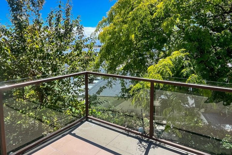 Photo of property in 1/20a Main Road, Mount Pleasant, Christchurch, 8081