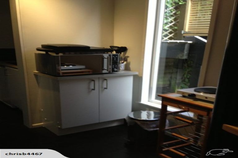 Photo of property in 7 Christina Grove, Normandale, Lower Hutt, 5010