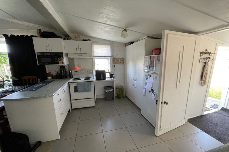 Photo of property in 37 Tasman Road, Otaki Beach, Otaki, 5512