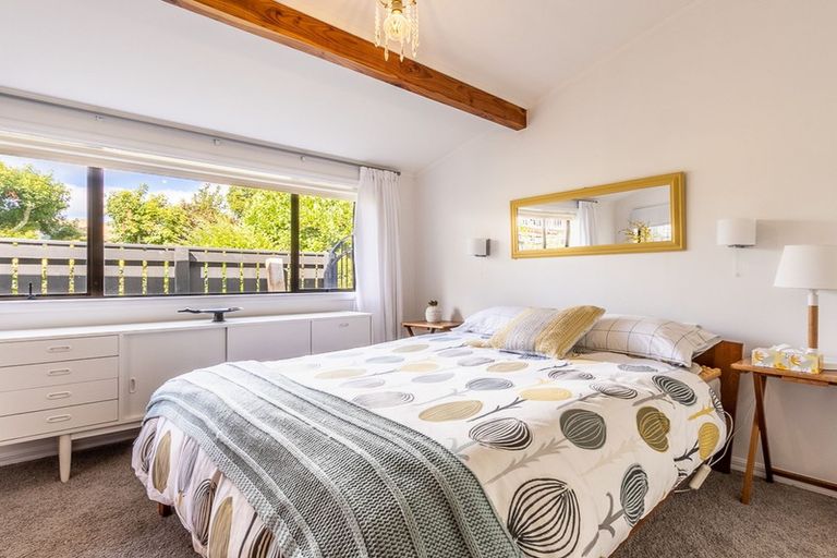 Photo of property in 21a Winara Avenue, Waikanae, 5036