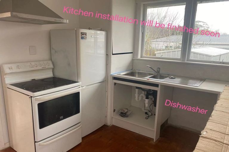 Photo of property in 42a Dale Crescent, Pakuranga, Auckland, 2010